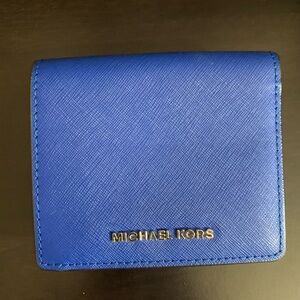 Micheal Kors Wallet Blue